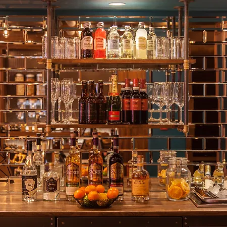 The Megaro Hotel - Kings Cross St Pancras, London-3